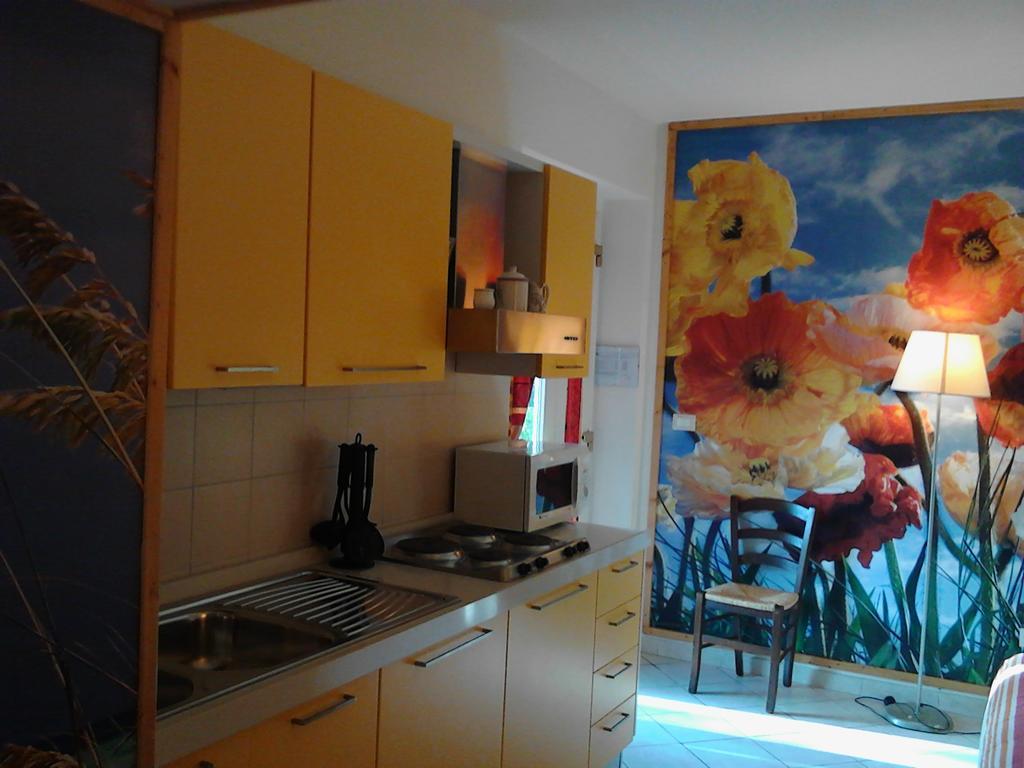 La Casa Di Ulisse B&B Quercianella Dış mekan fotoğraf